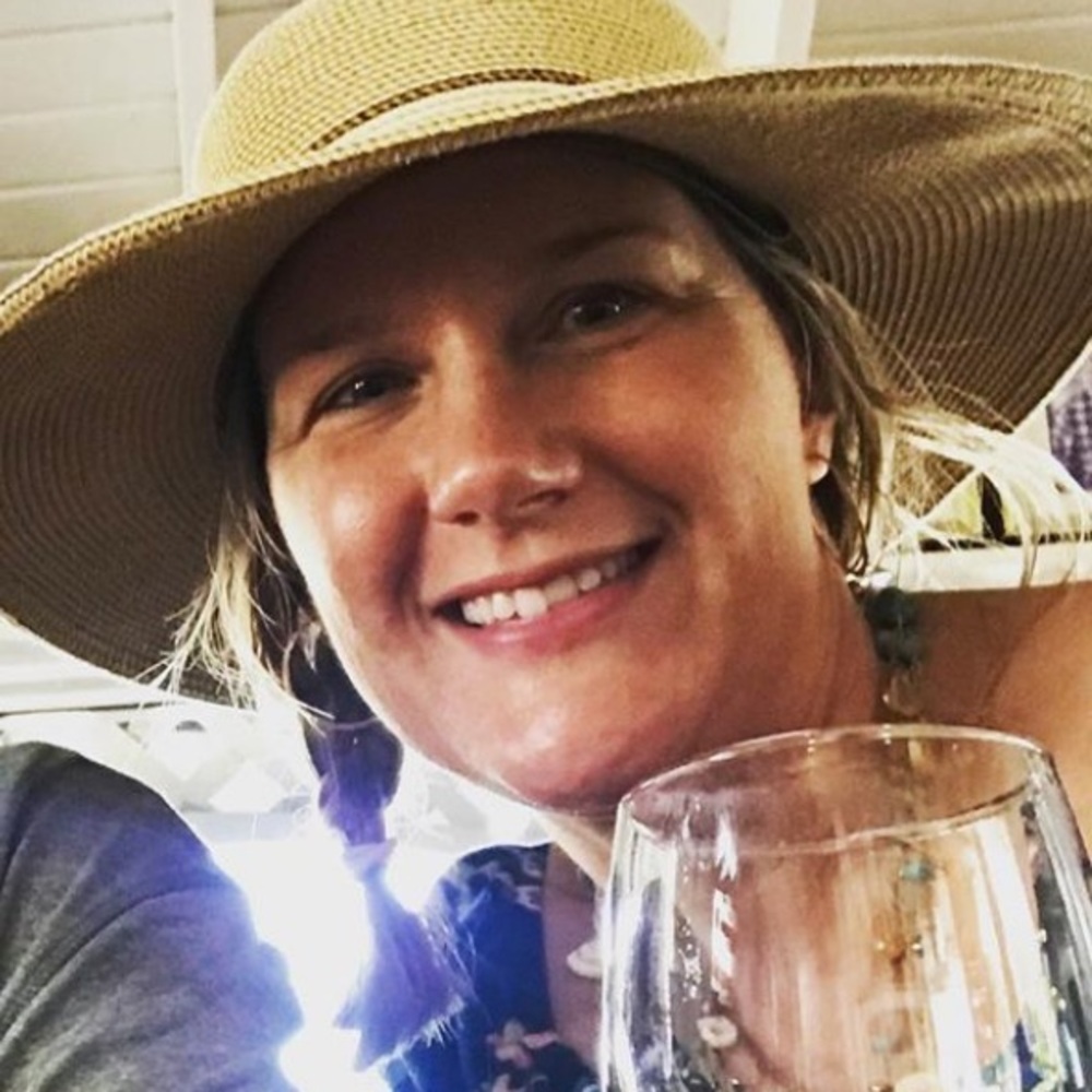 Meet your Posher, Jennifer